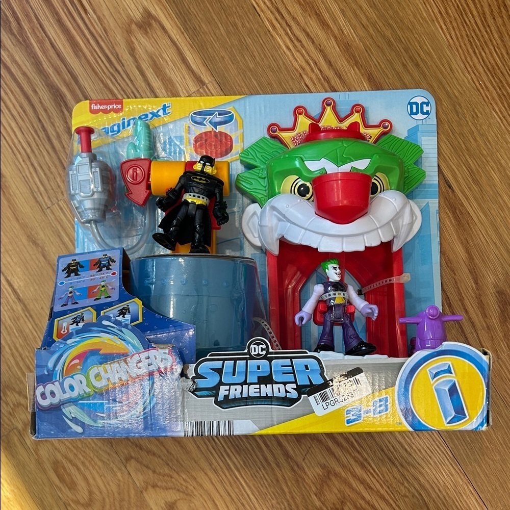 Fisher-Price Imaginext Super Friends Joker Playset with Red and Green